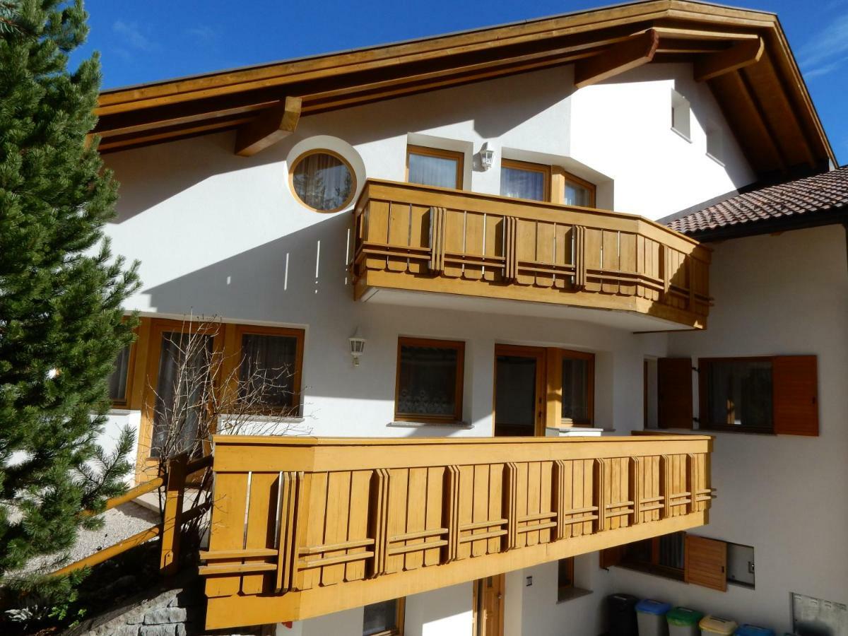 La Pineta Apartment Colfosco Bagian luar foto